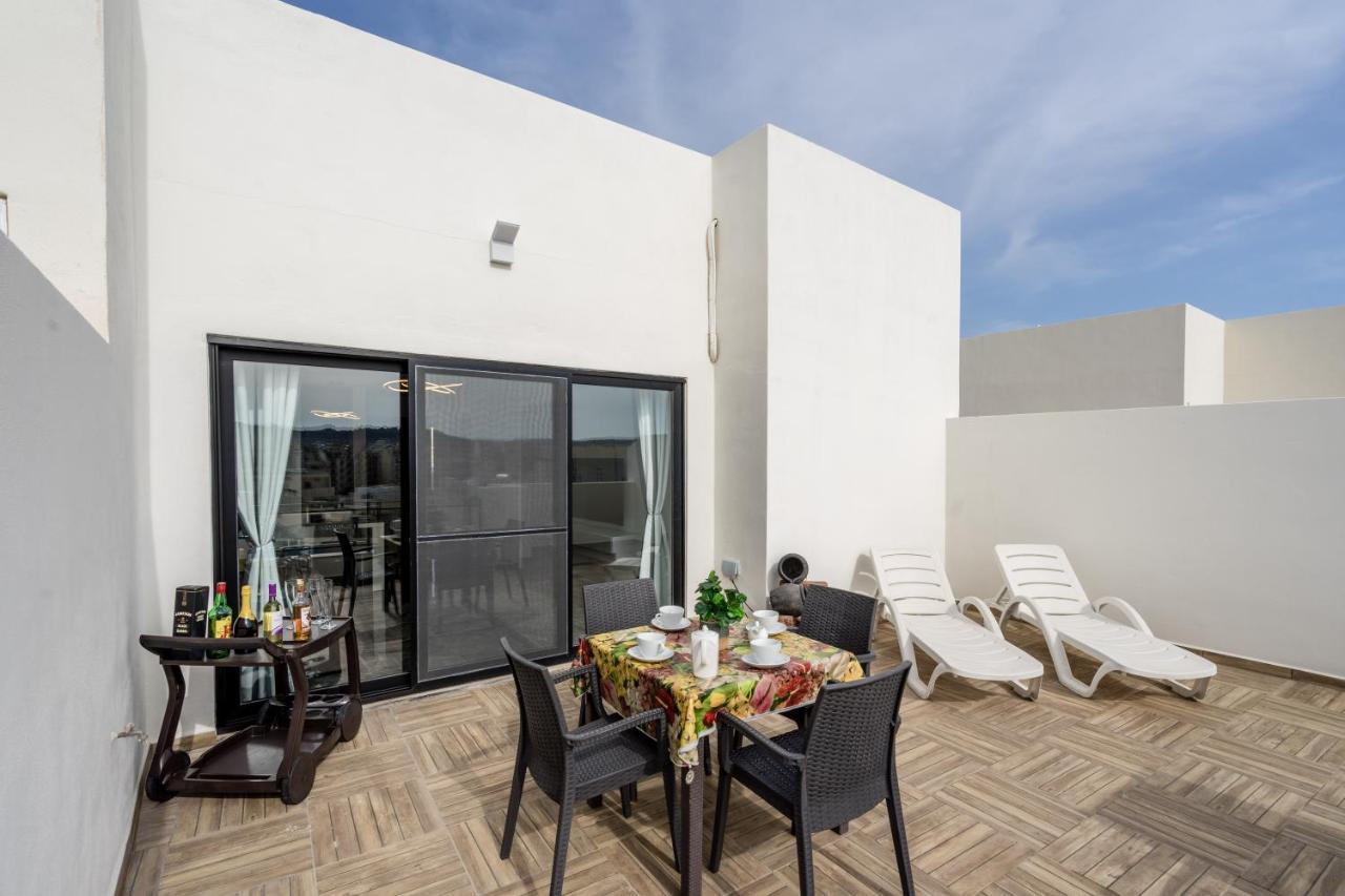 Tulip Court Penthouse Brand New-2 Min From The Sea-Central Bugibba St. Paul's Bay Exterior foto